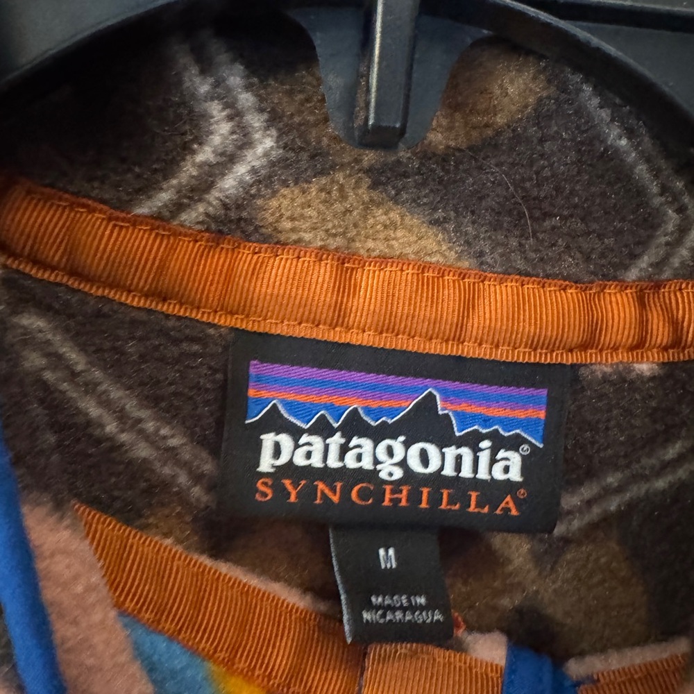 Patagonia Men's Printed Synchilla Snap-T Fleece Pullover‎ - Multi Pink/Brown - Picture 4 of 5